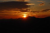 Salita alla Corna Trenta Passi con splendido tramonto il 2 maggio 09 - FOTOGALLERY